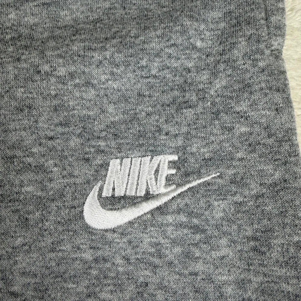 Nike Youth Grey Joggers Sweatpants Logo‎ Size L